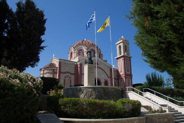 Άγιος Γεώργιος, Χλώρακα. Πηγή: impaphou.org