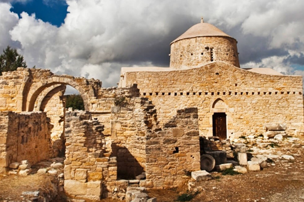 Εκκλησία Τιμίου Σταυρού, Ανώγυρα. Πηγή: Visit Cyprus